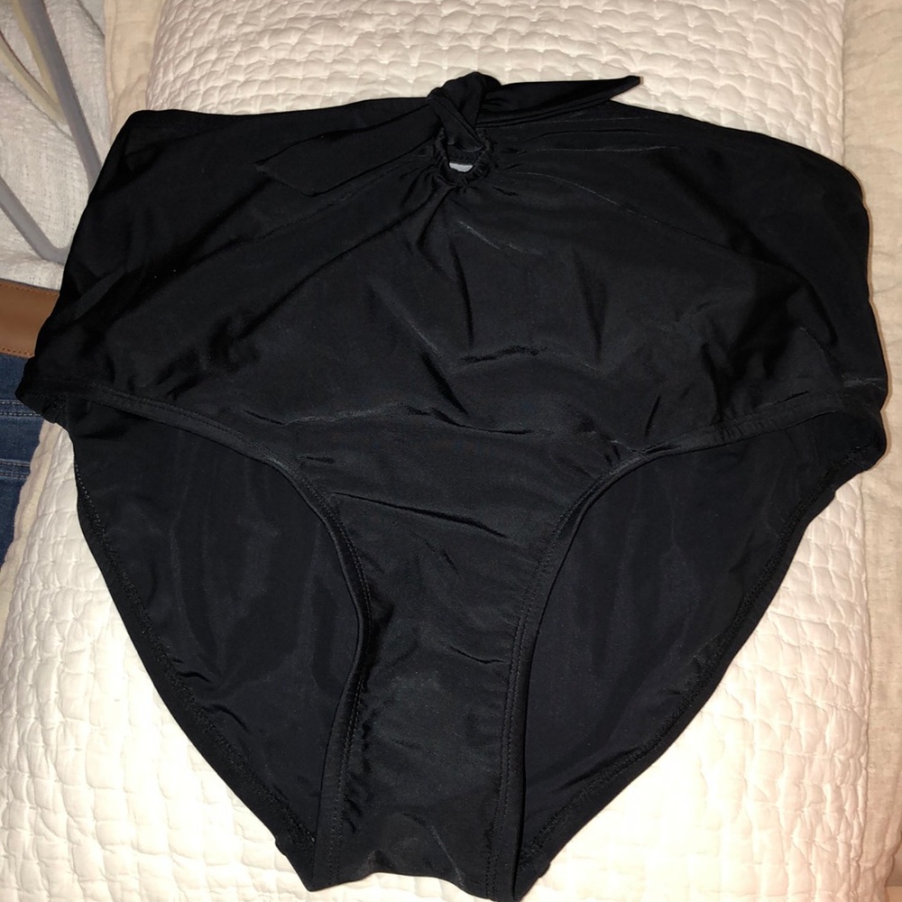 BNWT new with tags Ava & Viv black swim bottoms